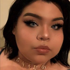 Meet your Posher, Carina